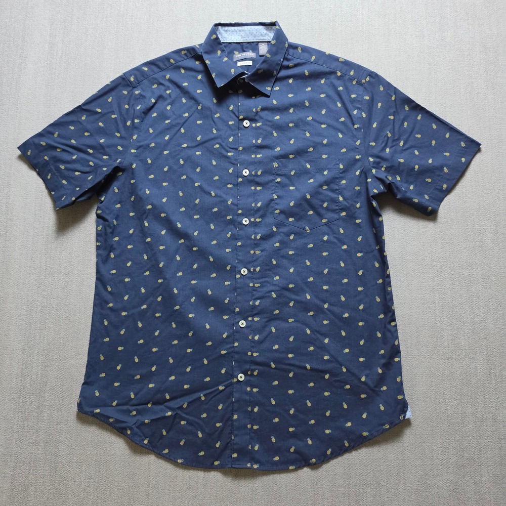 Van Heusen Button Down Men Medium Navy Blue Pineapple Print Short Sleeve Shirt